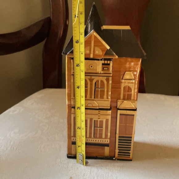 Unique vintage handmade bamboo, straw, wheat Victorian row house trinket box - Picture 12 of 15